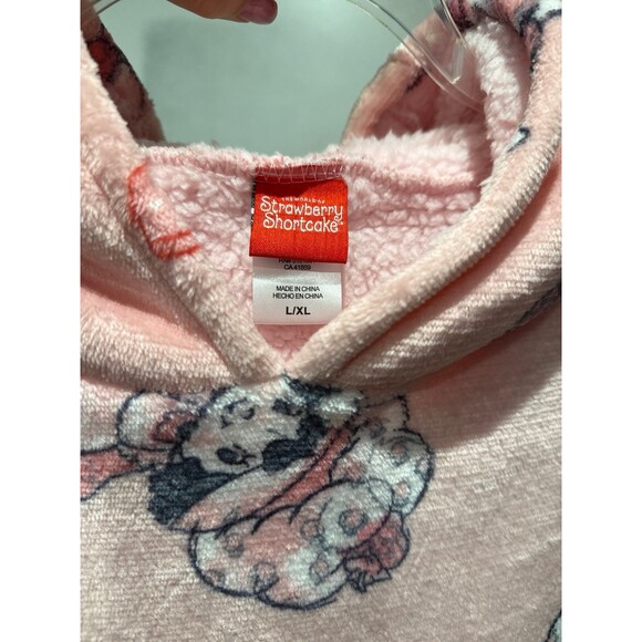 Strawberry Shortcake hooded pullover fleece - Picture 5 of 5